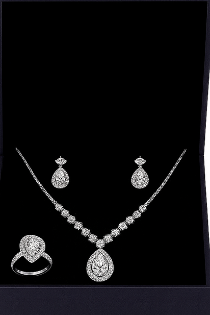 Kinora Lap Set 18K – An Heirloom of Elegance